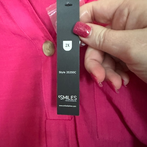 Hot Pink Top with button Sleeves - Picture 3 of 5
